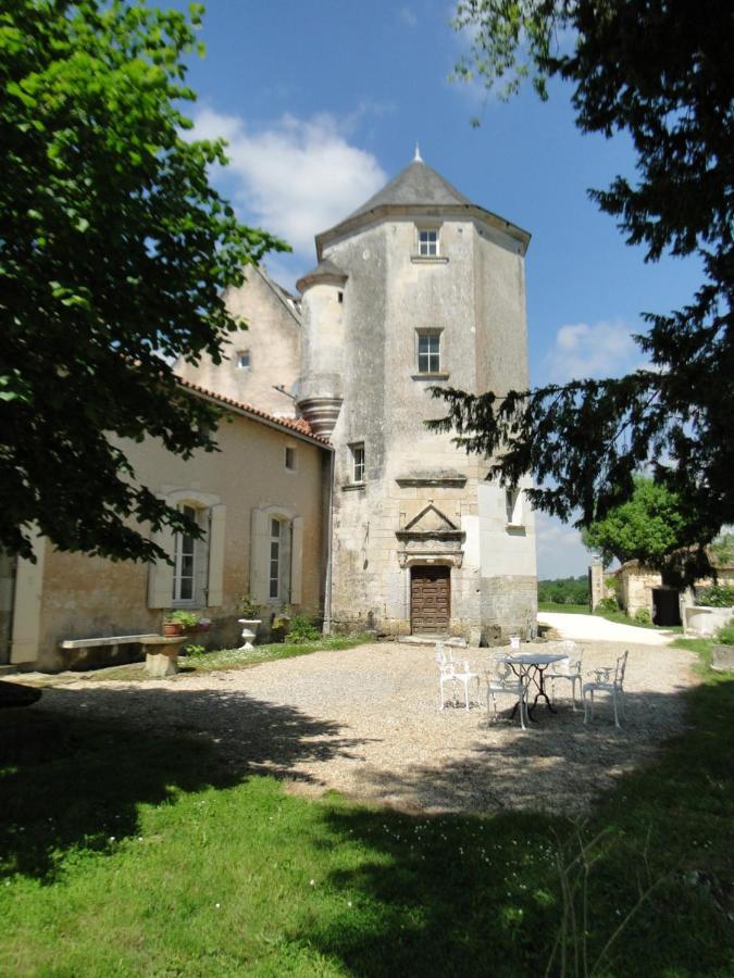 Gite Du Chateau De Pernan Avy Экстерьер фото